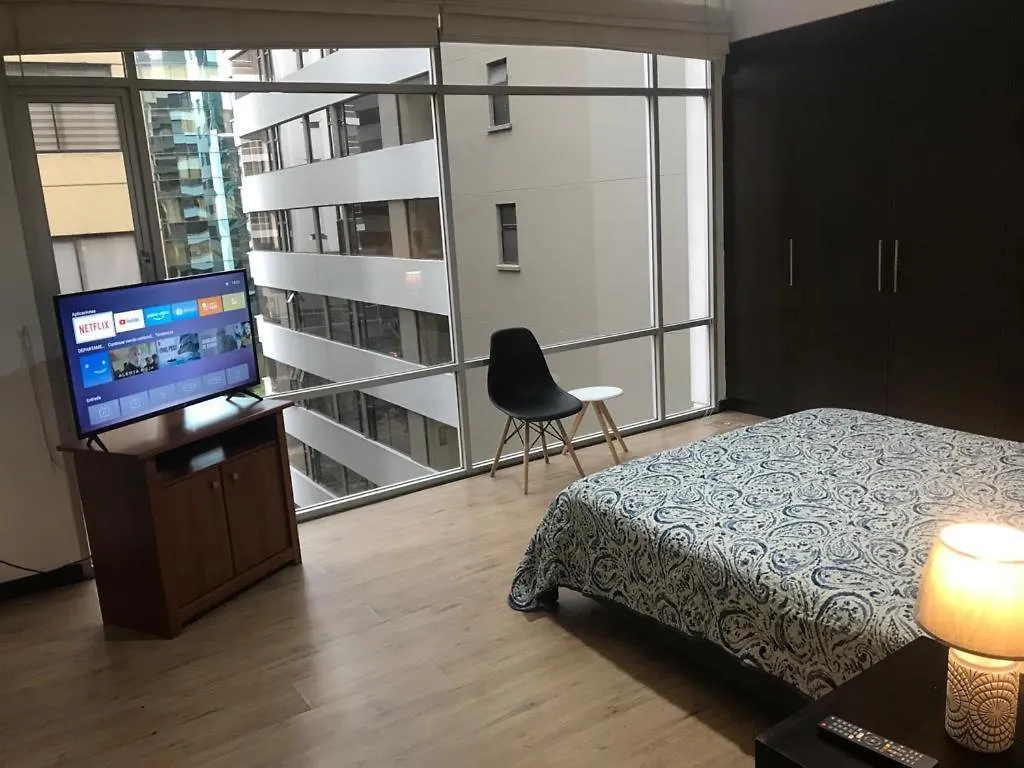 Quito,Amplia Suite Avant Plaza